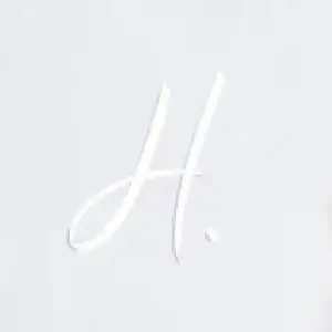 Ara-Beni-Hadise.webp