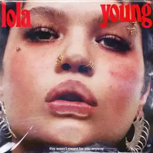 Messy-Lola-Young.webp