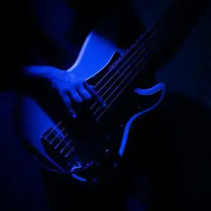 آهنگ Too Much For Me house Mix از Charlene Smith